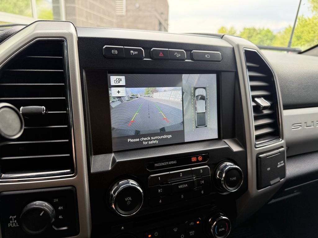 Used 2018 Ford F350 Lariat w/ Chrome Package AWD/4WD image 29