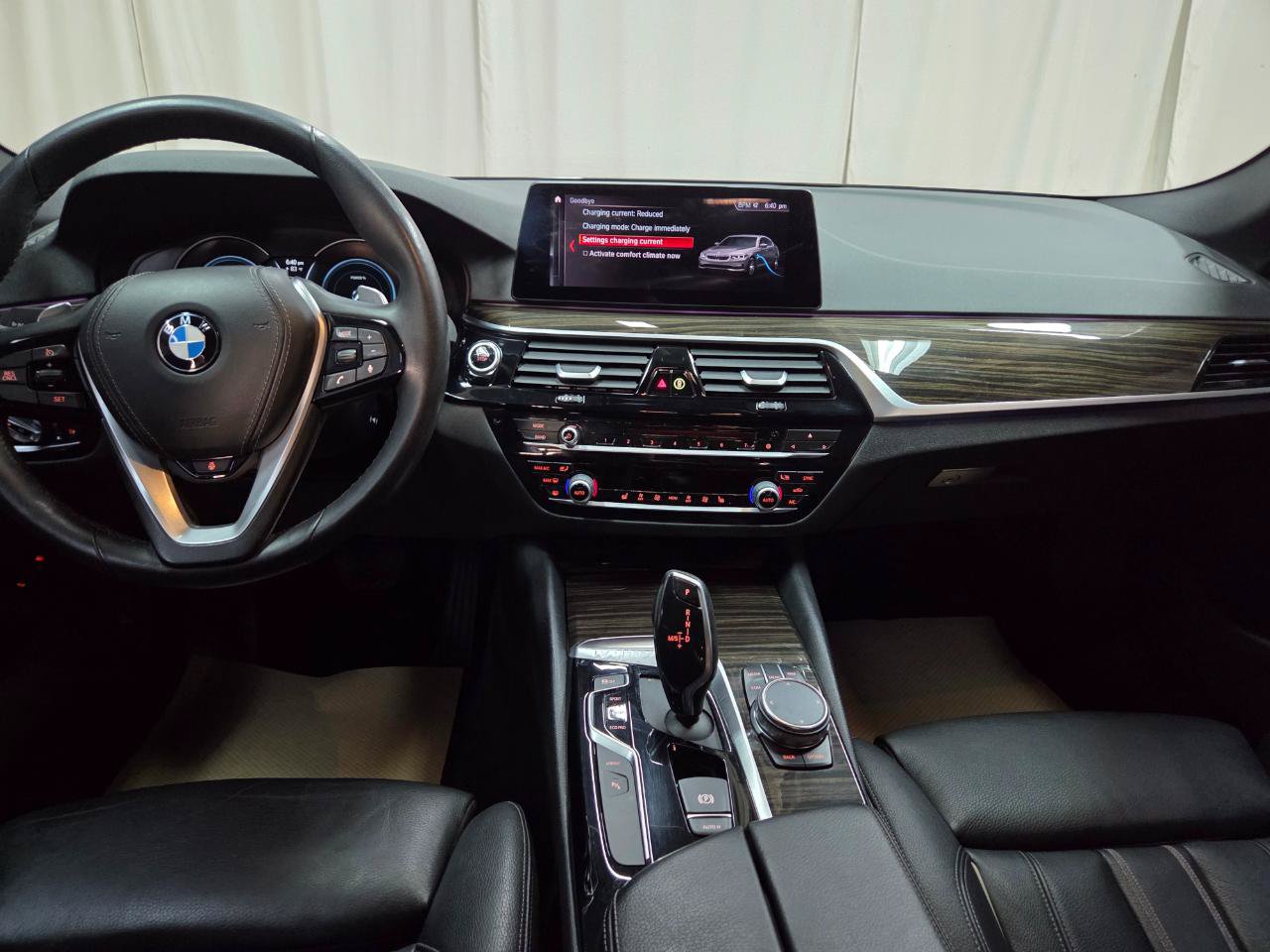 Used 2019 BMW 530e xDrive w/ Convenience Package AWD/4WD image 23