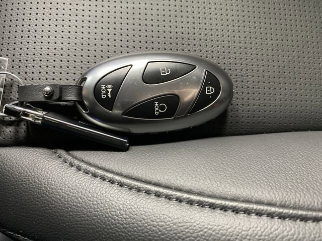 New 2026 Hyundai Santa Fe Limited image 30