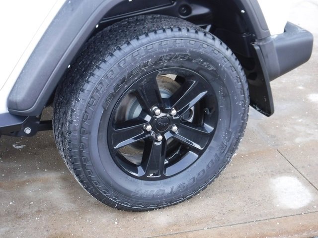 Certified 2022 Jeep Wrangler Unlimited Sport image 3