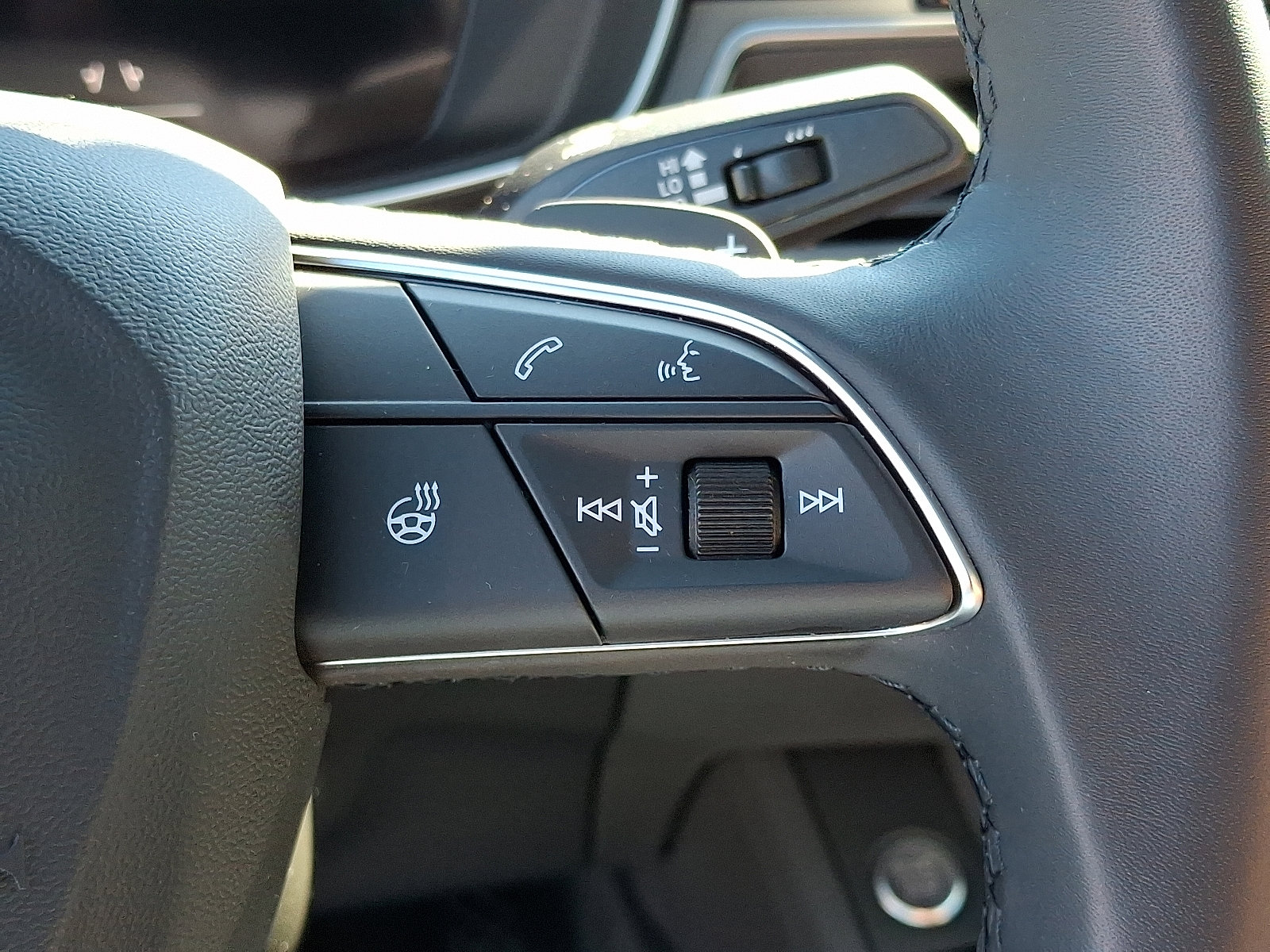 Used 2025 Audi A5 2.0T Premium Plus image 24