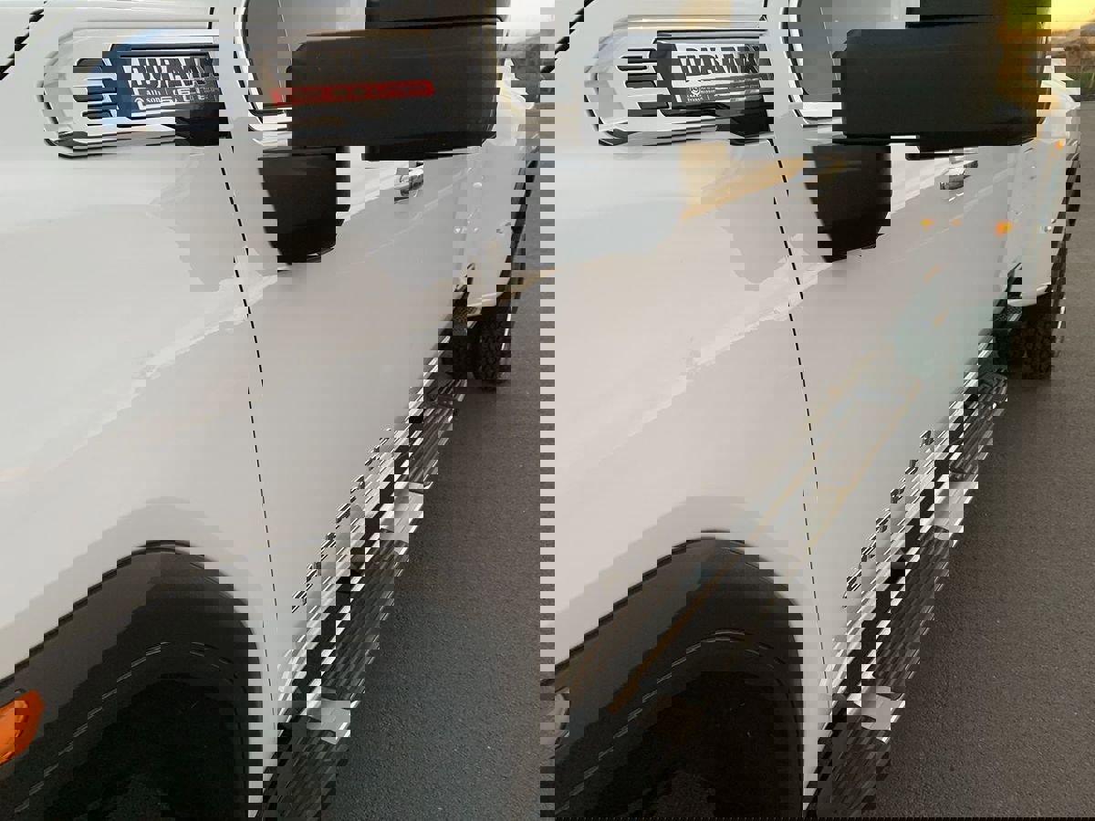 Used 2024 GMC Sierra 3500 SLT w/ SLT Premium Package image 13