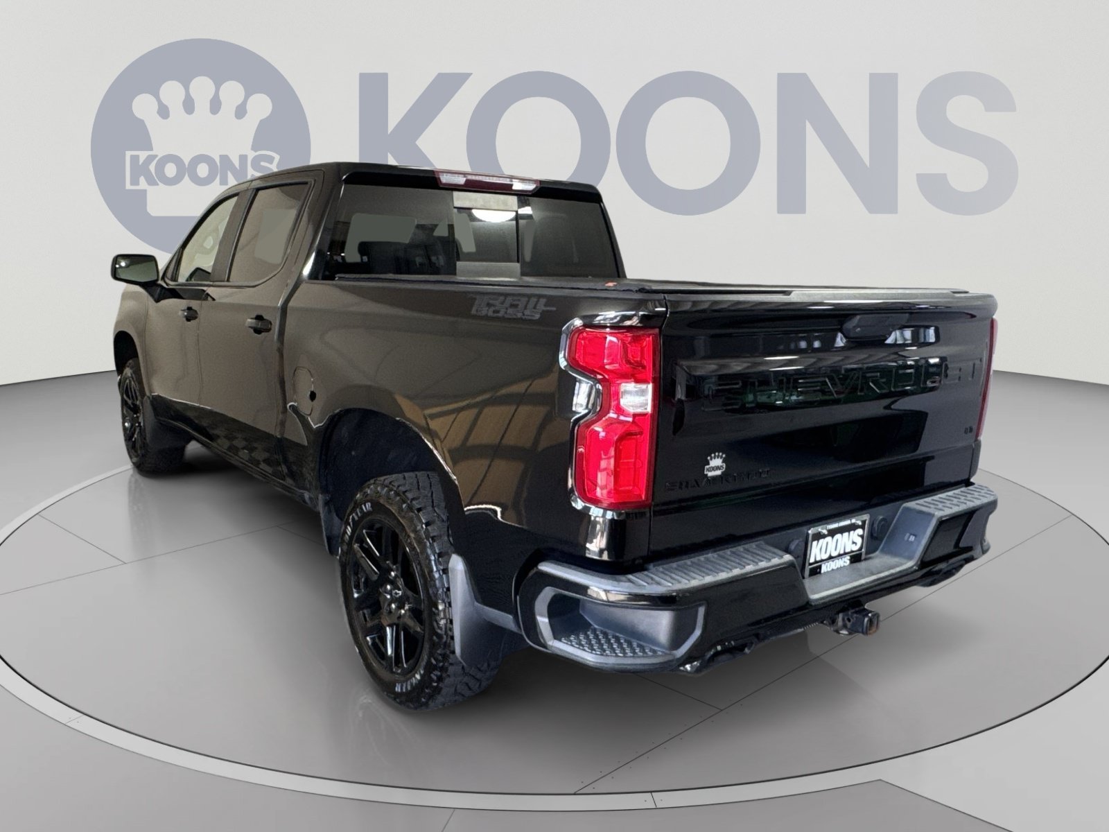 Used 2022 Chevrolet Silverado 1500 LT Trail Boss w/ Convenience Package II AWD/4WD image 4