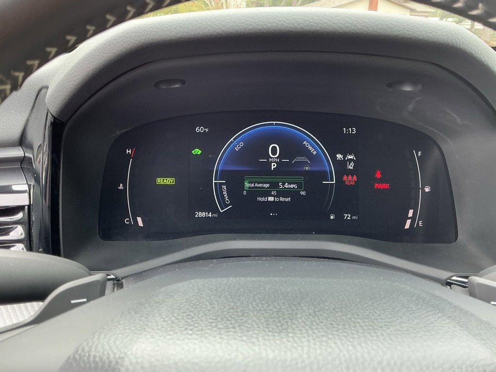 Used 2025 Toyota Camry SE image 35