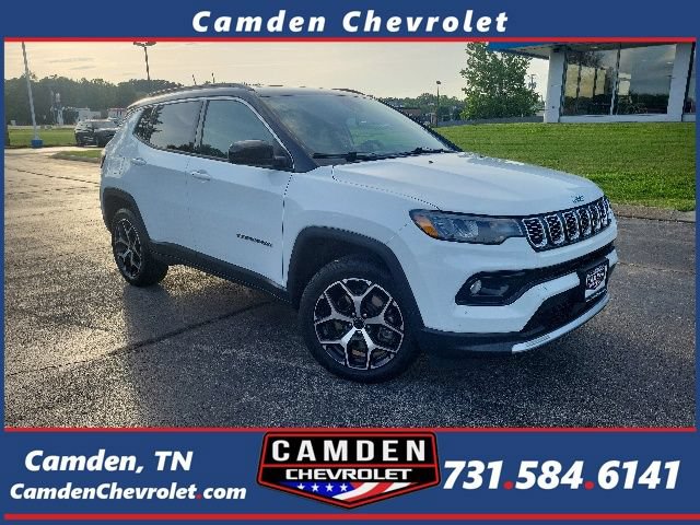 Used 2025 Jeep Compass Limited AWD/4WD image 1
