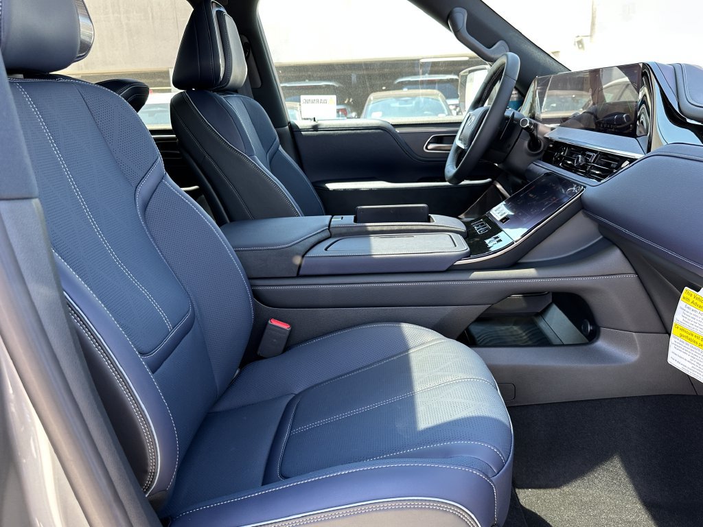 New 2027 INFINITI QX80 Sensory w/ Sport Exterior Package AWD/4WD image 11