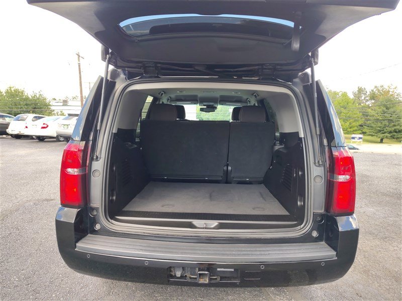 Used 2019 Chevrolet Tahoe LS w/ Enhanced Driver Alert Package image 28