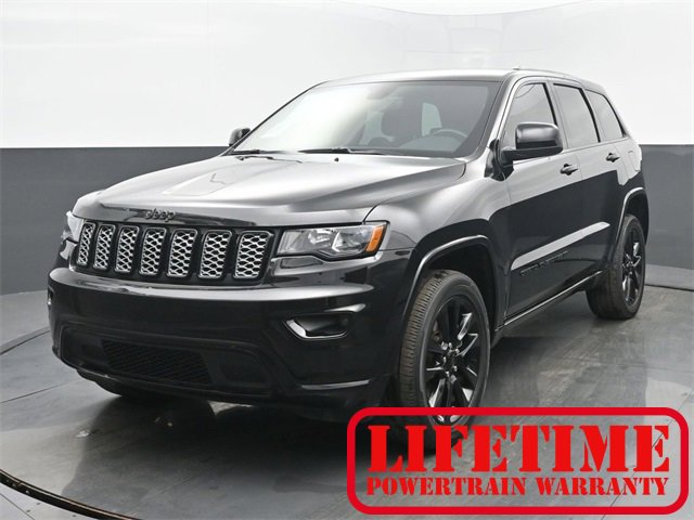 Used 2022 Jeep Grand Cherokee Laredo X image 1