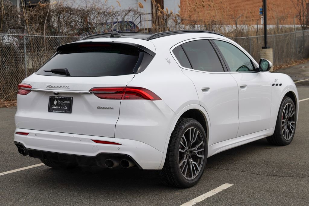 Certified 2023 Maserati Grecale GT image 7