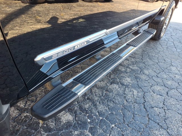 Used 2026 Chevrolet Silverado 2500 High Country w/ High Country Premium Package AWD/4WD image 17