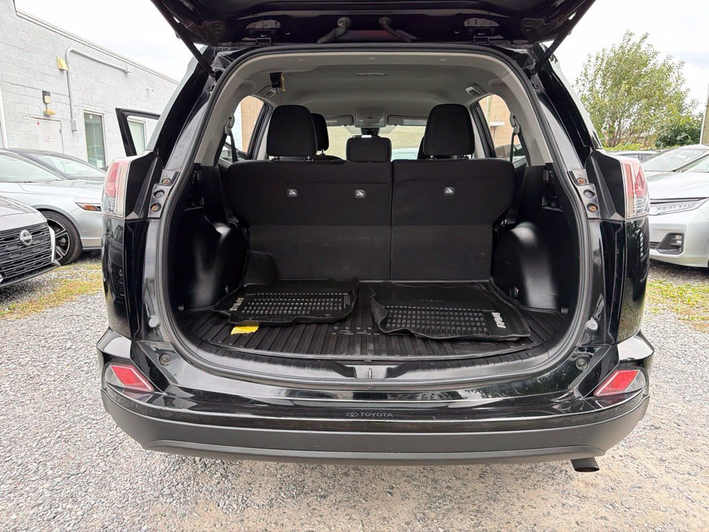 Used 2018 Toyota RAV4 LE w/ All Weather Liner Package AWD/4WD image 12