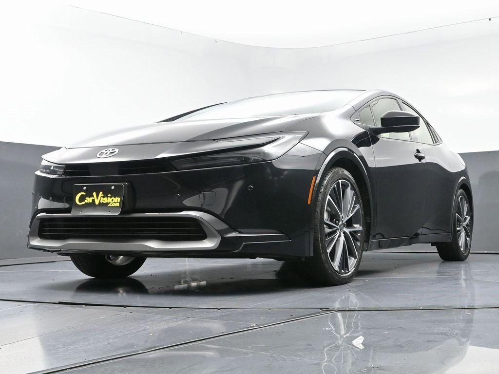 Used 2024 Toyota Prius XLE image 47