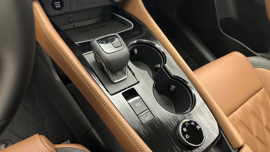New 2026 Nissan Rogue Platinum AWD/4WD image 12
