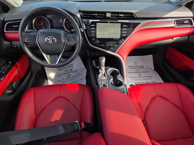 Used 2020 Toyota Camry XSE image 8