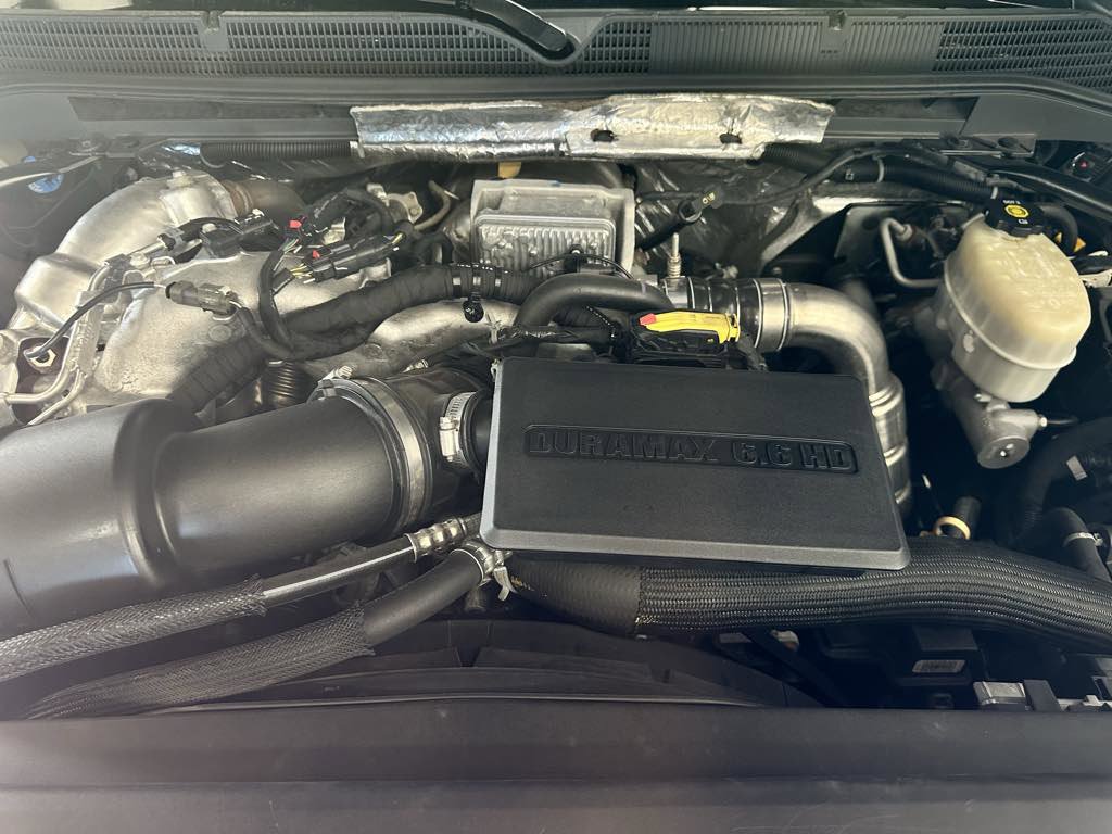 Used 2017 GMC Sierra 2500 Denali w/ Duramax Plus Package image 9