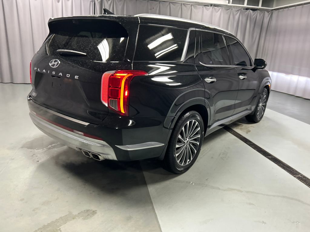 Used 2023 Hyundai Palisade Calligraphy image 7