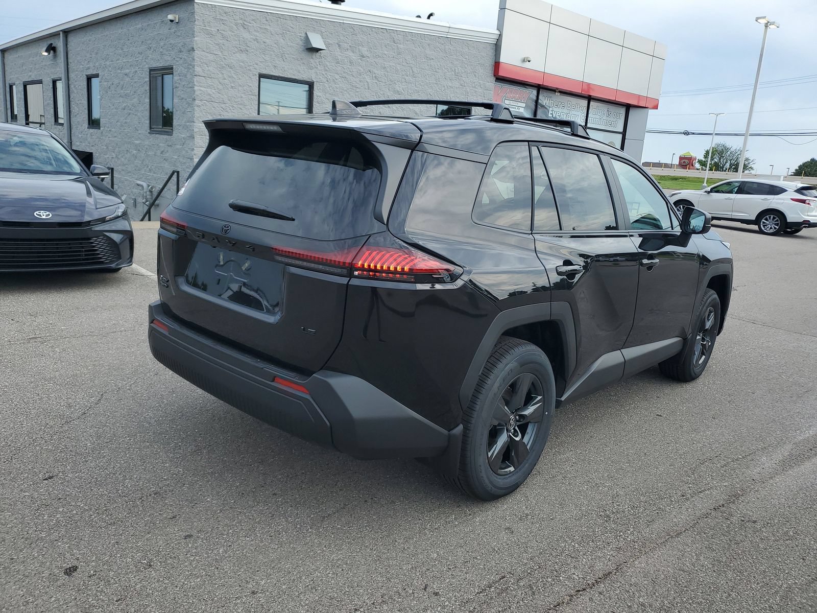 New 2026 Toyota RAV4 LE AWD/4WD image 4