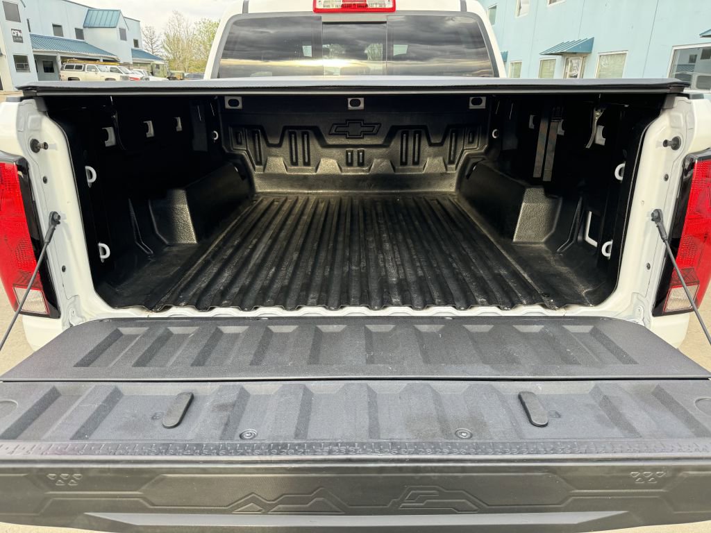 Used 2023 Chevrolet Colorado W/T w/ WT Convenience Package II AWD/4WD image 17