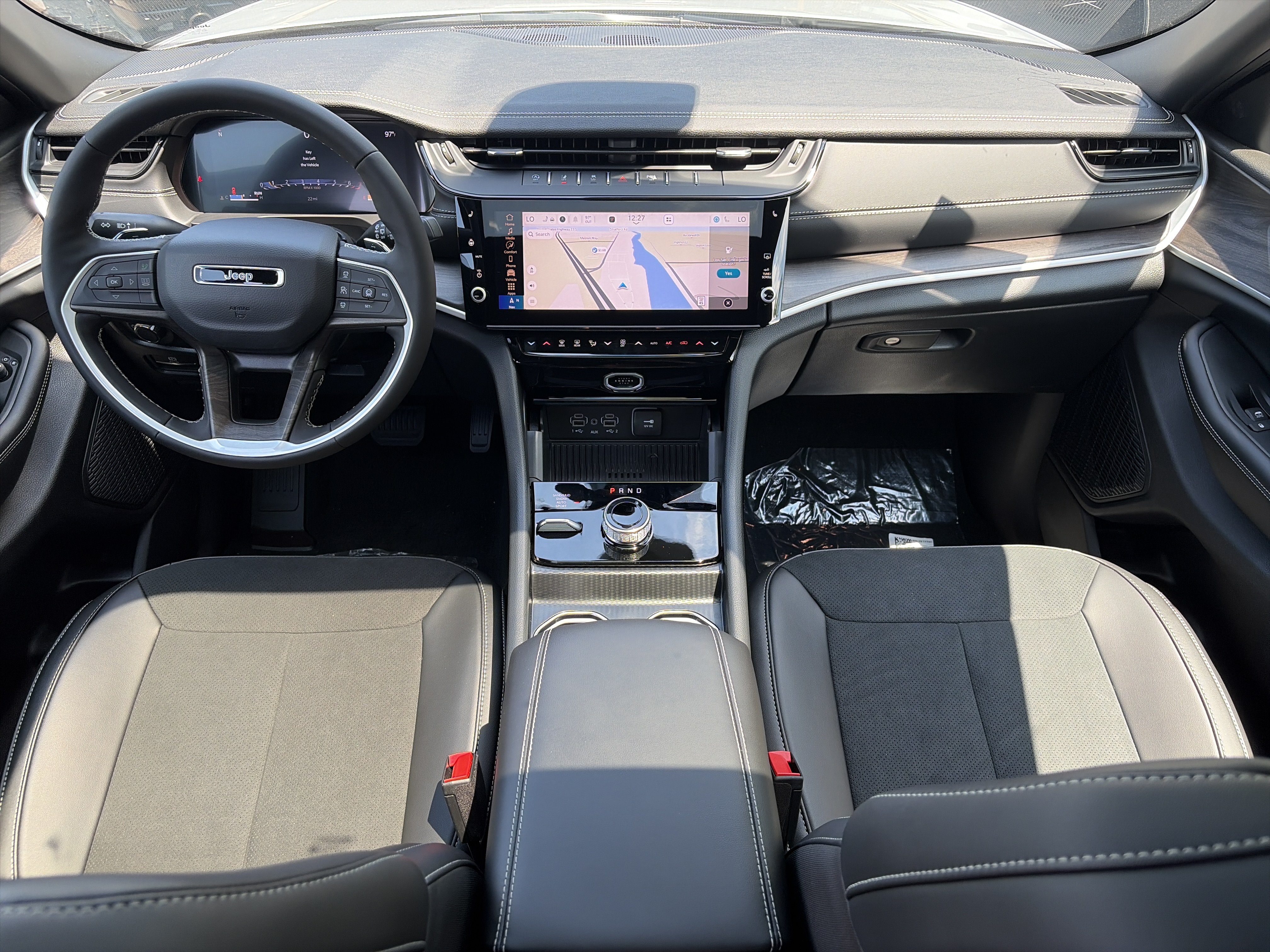 New 2026 Jeep Grand Cherokee L 4WD image 33