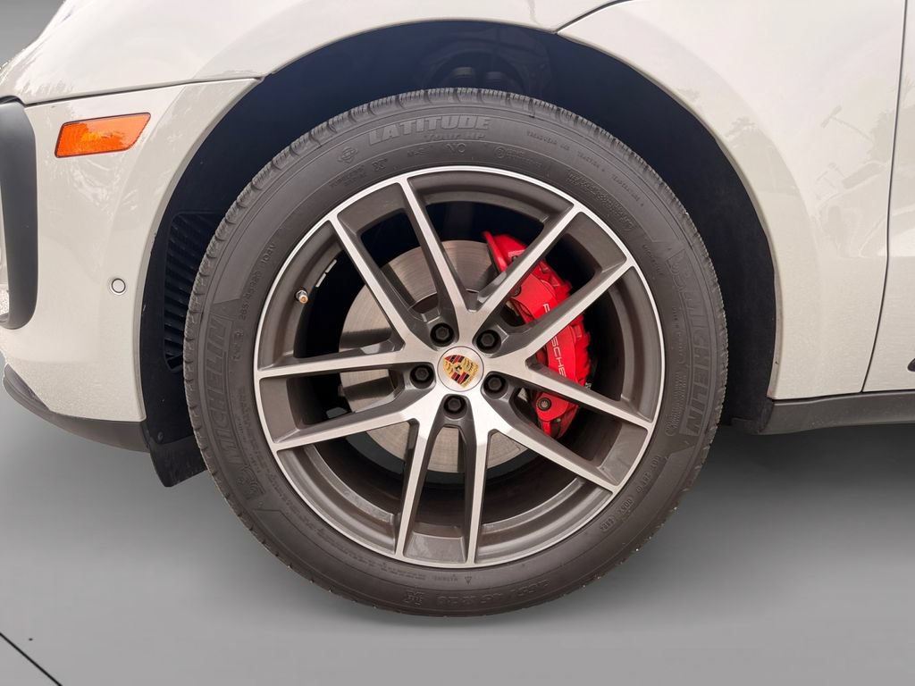 Used 2023 Porsche Macan S AWD/4WD image 31