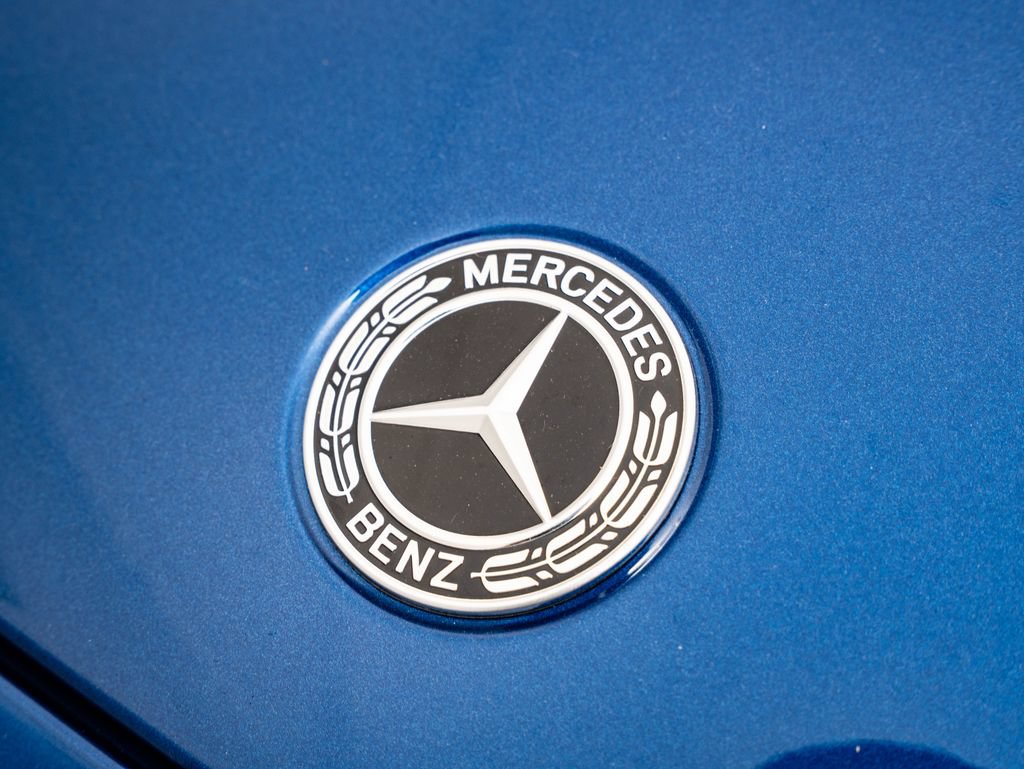 Used 2024 Mercedes-Benz EQB 300 4MATIC image 16