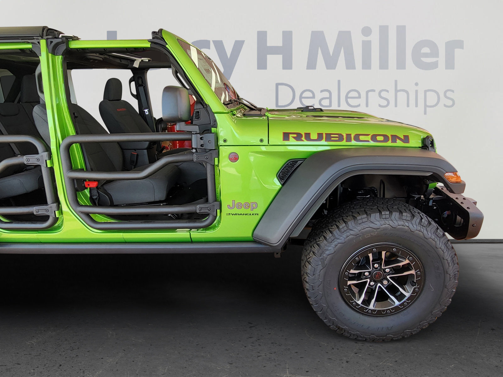 New 2025 Jeep Wrangler Unlimited Rubicon w/ XTREMEE 35" Tire Package image 8