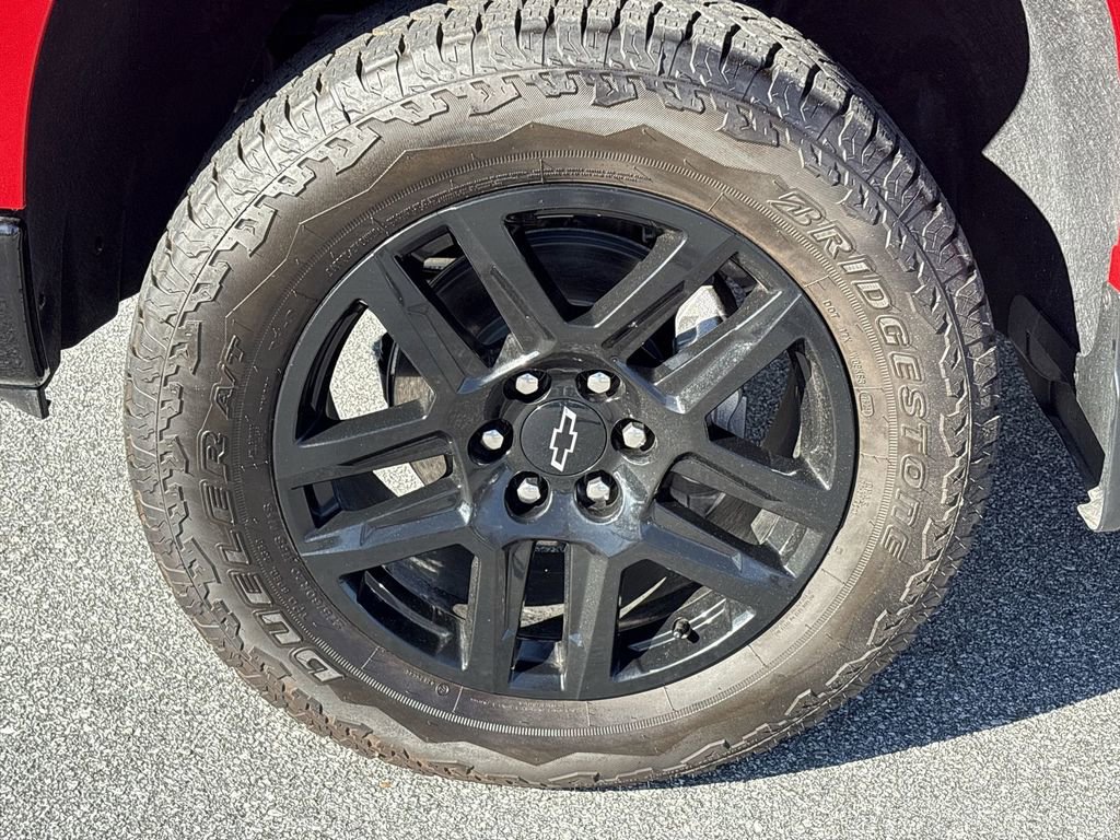 New 2025 Chevrolet Silverado 1500 Custom Trail Boss w/ LPO, Dark Essentials Package image 32