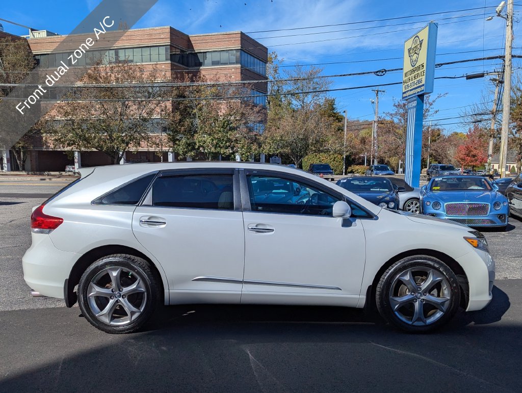 Used 2011 Toyota Venza AWD w/ Premium Pkg #2 image 7