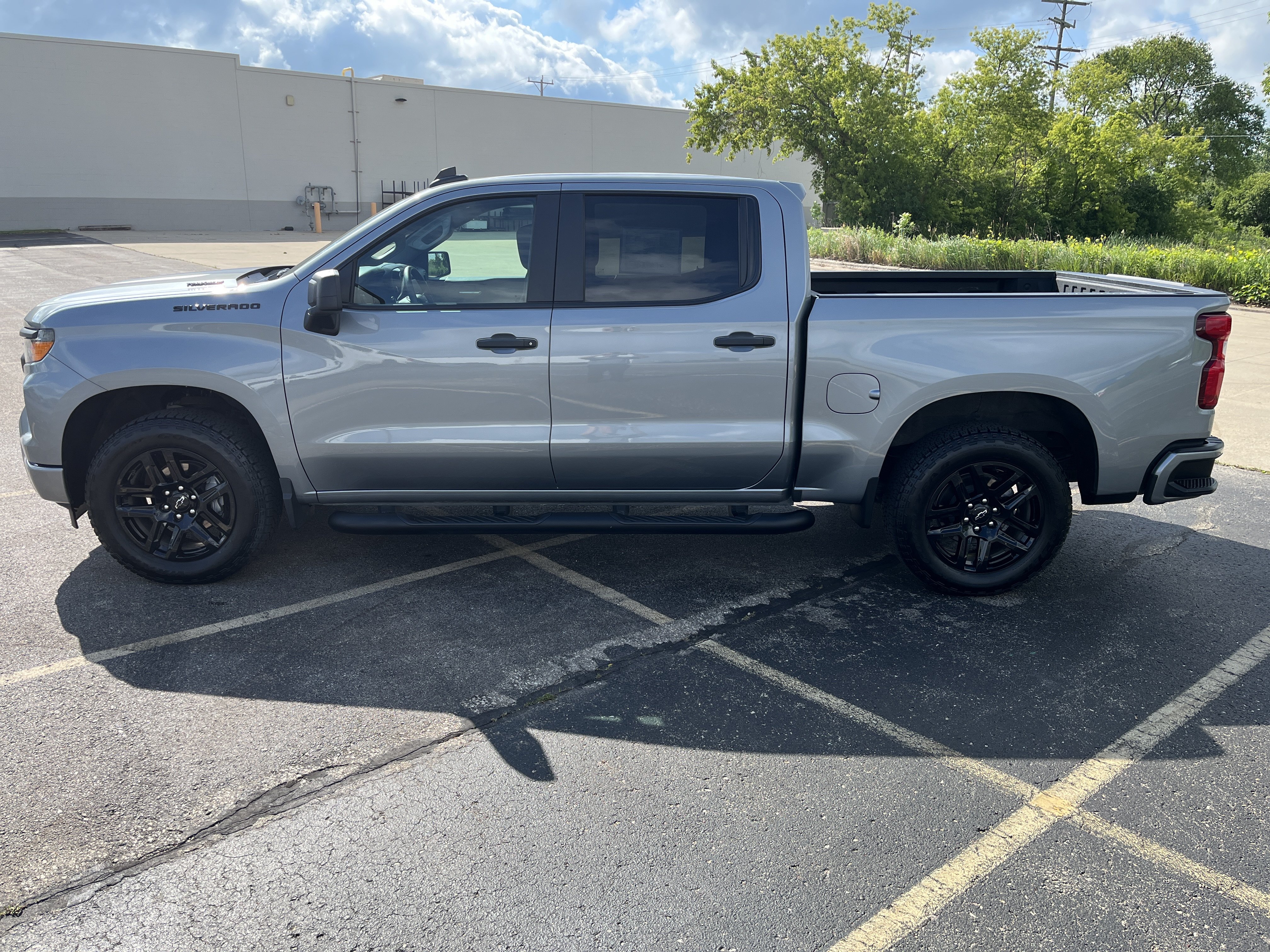 Used 2025 Chevrolet Silverado 1500 Custom w/ Rally Edition AWD/4WD image 3