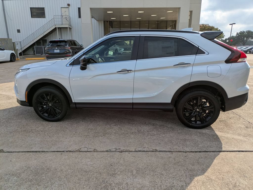 New 2025 Mitsubishi Eclipse Cross AWD image 2