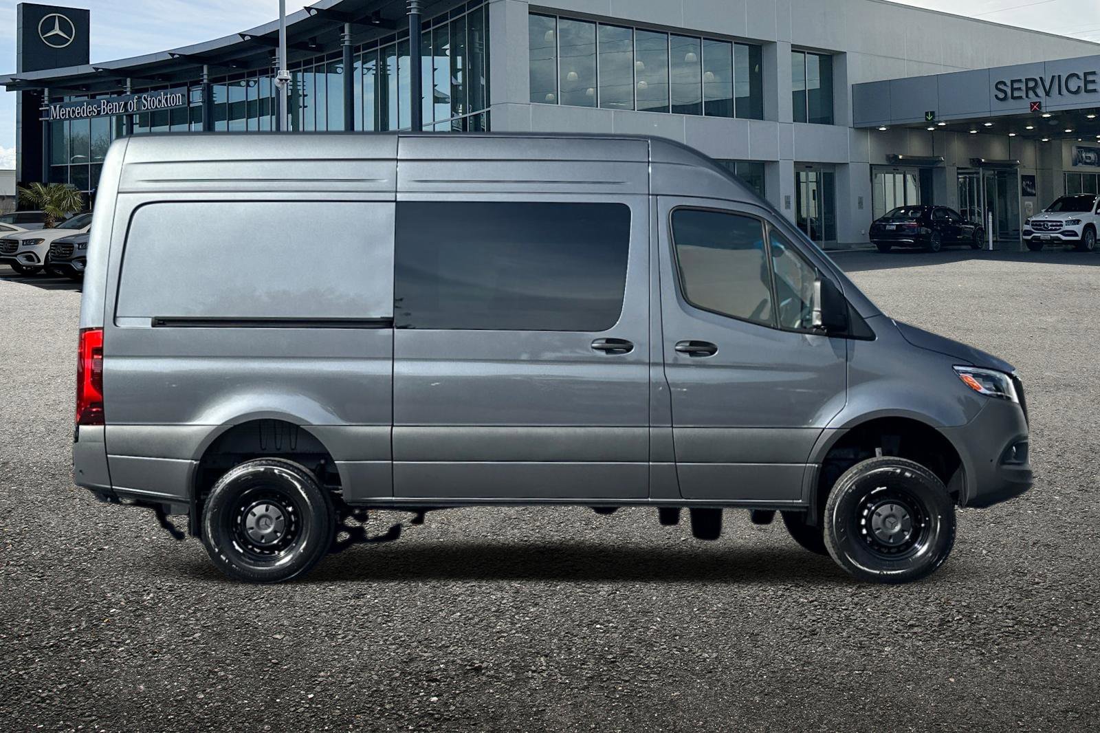 New 2026 Mercedes-Benz Sprinter 2500 image 3