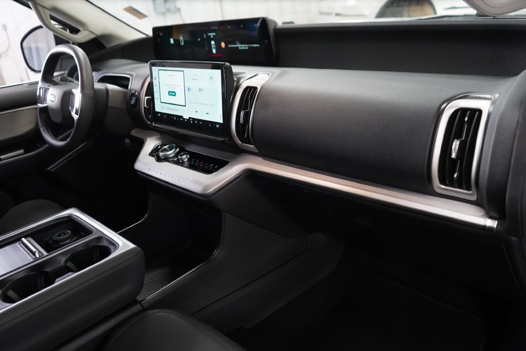 New 2026 Ford Expedition Active AWD/4WD image 21