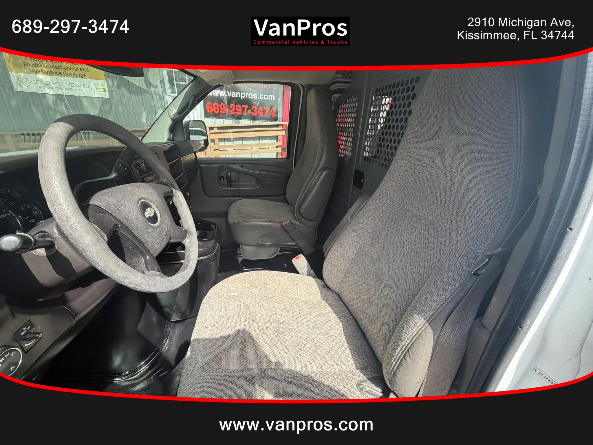 Used 2014 Chevrolet Express 3500 Extended RWD image 9
