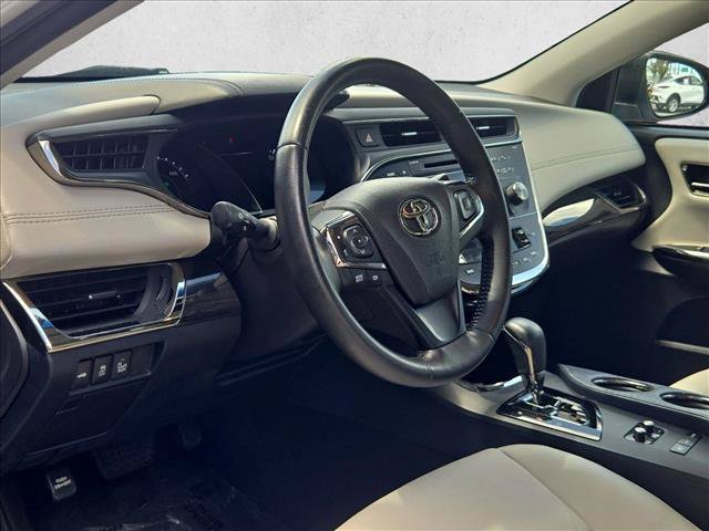 Used 2015 Toyota Avalon XLE Touring FWD image 10