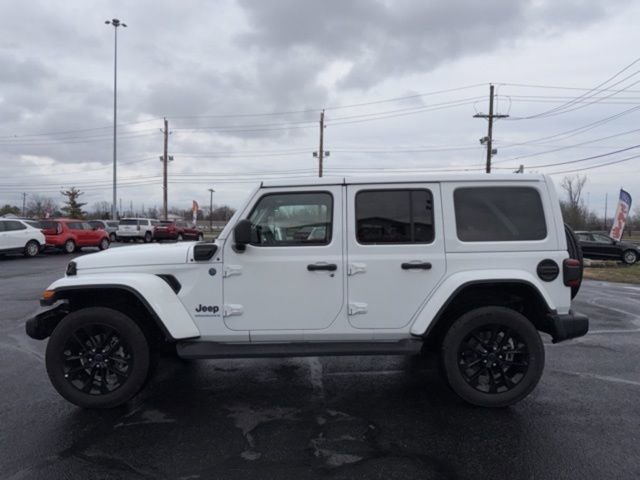 Used 2025 Jeep Wrangler Unlimited Sahara image 4