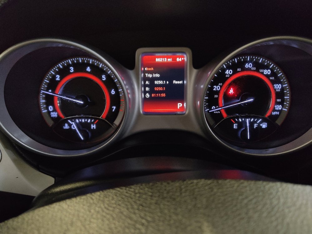Used 2019 Dodge Journey SE w/ Blacktop Package FWD image 23