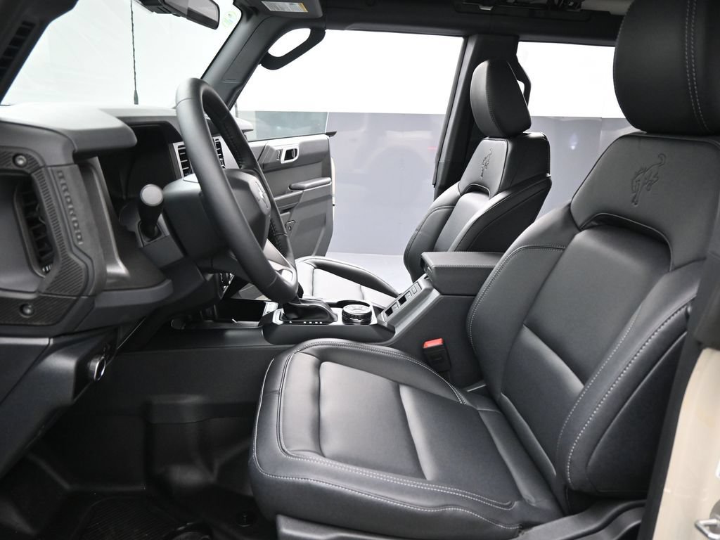 New 2026 Ford Bronco Badlands AWD/4WD image 9