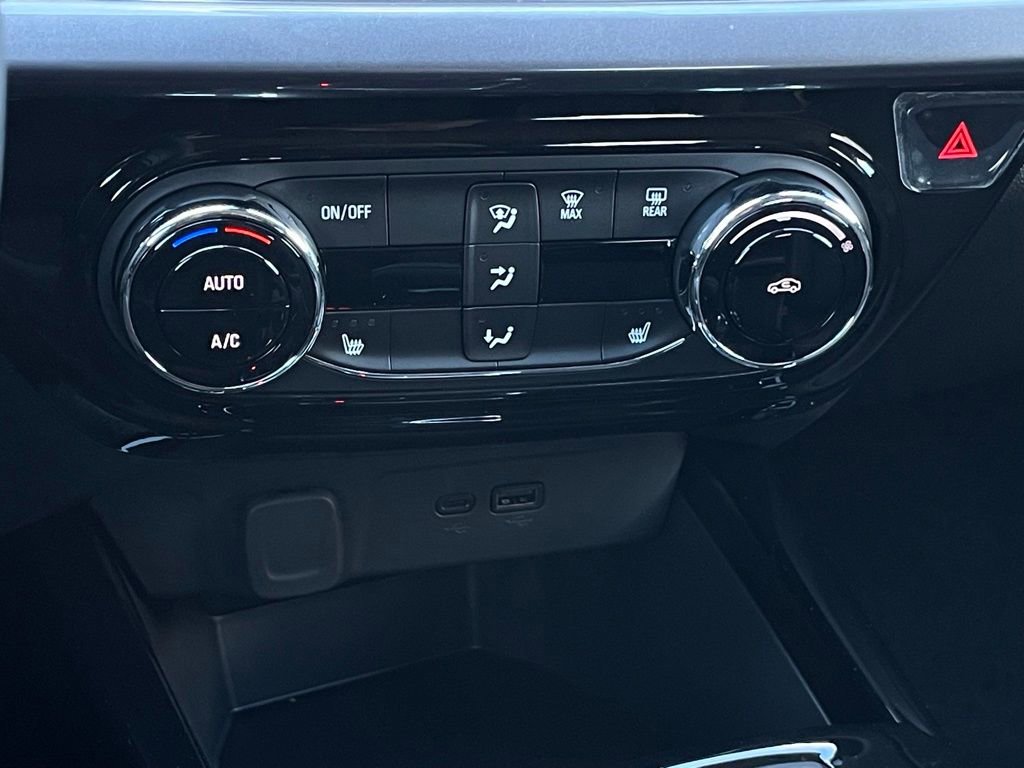 New 2026 Chevrolet Trax ACTIV w/ Driver Confidence Package image 19