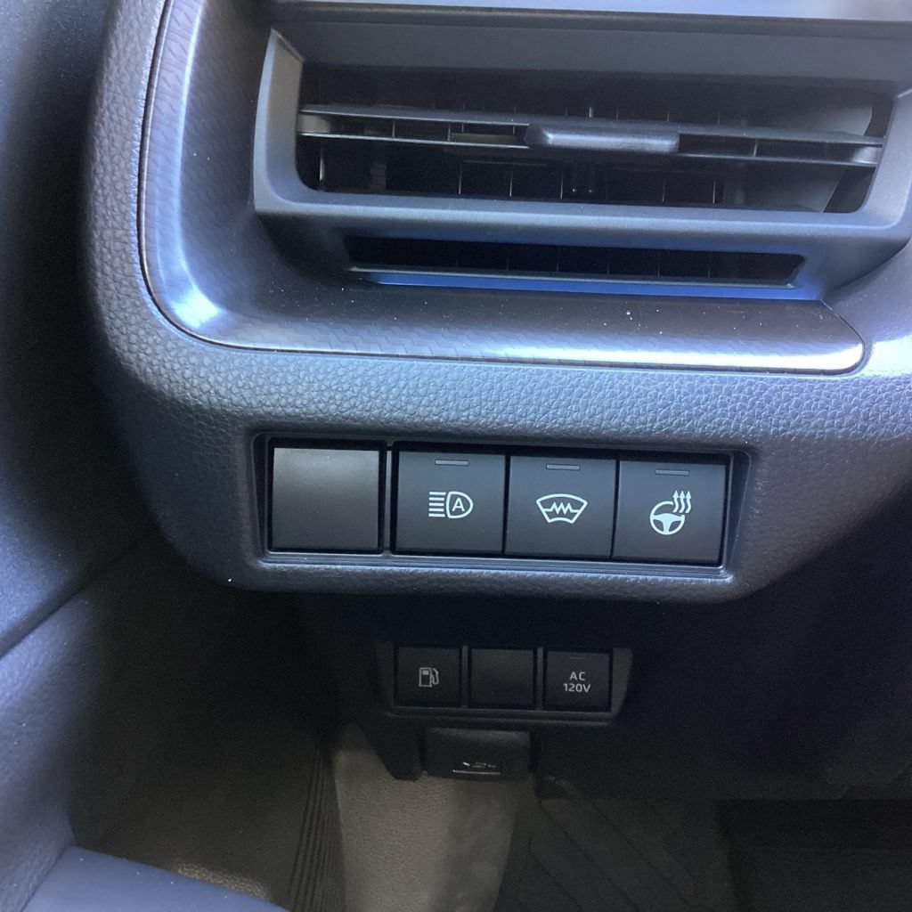 Used 2026 Toyota Prius Plug-In Hybrid FWD image 22