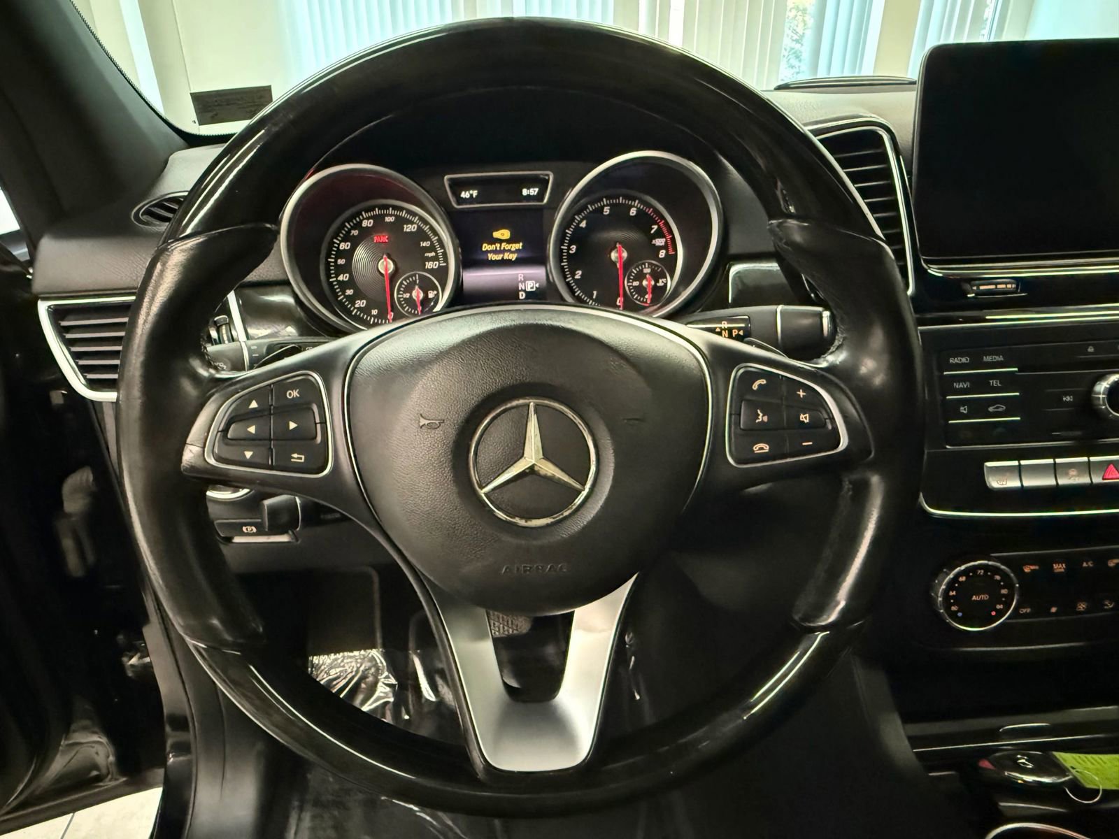 Used 2016 Mercedes-Benz GLE 350 w/ Premium Package image 28