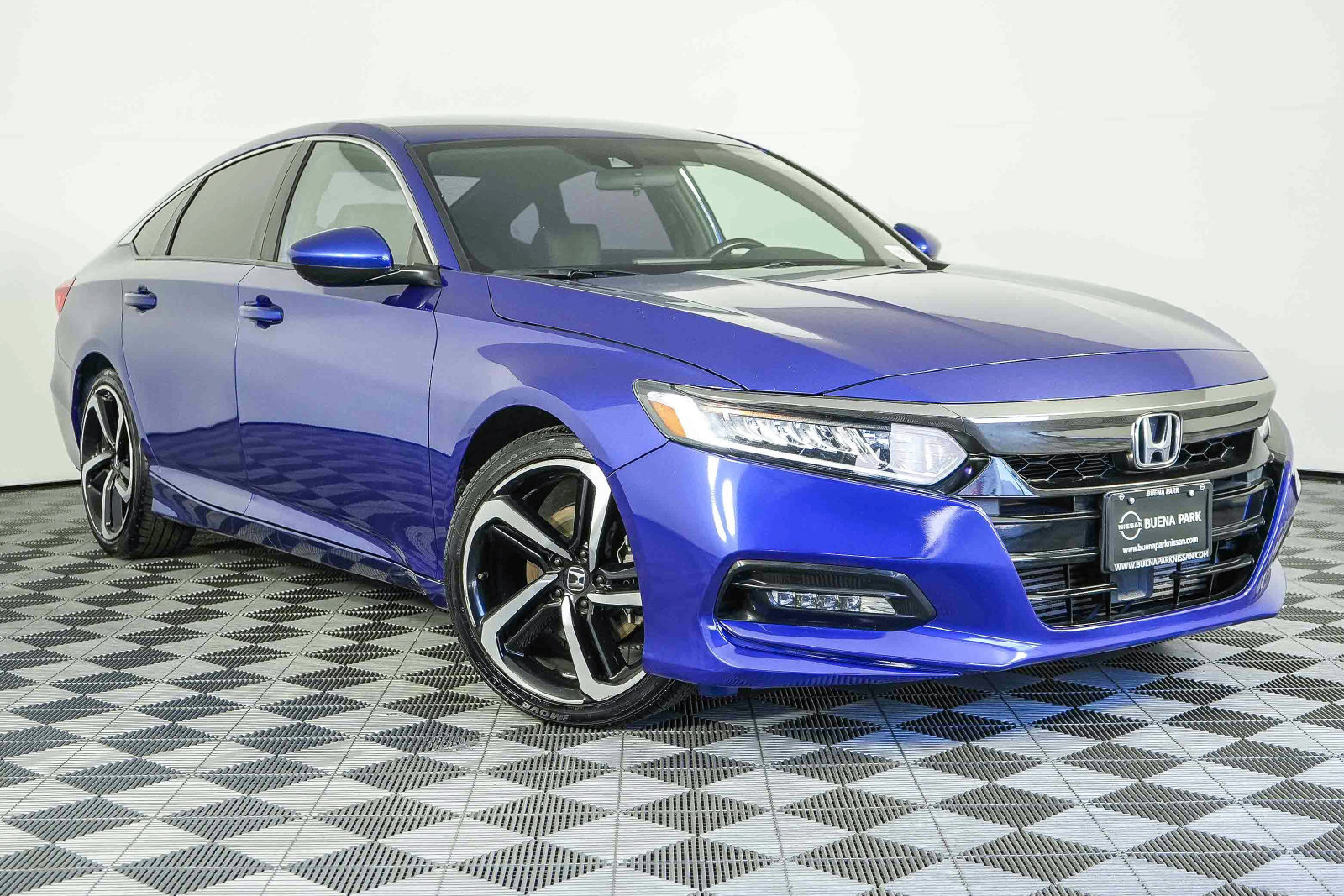 Used 2019 Honda Accord Sport image 1