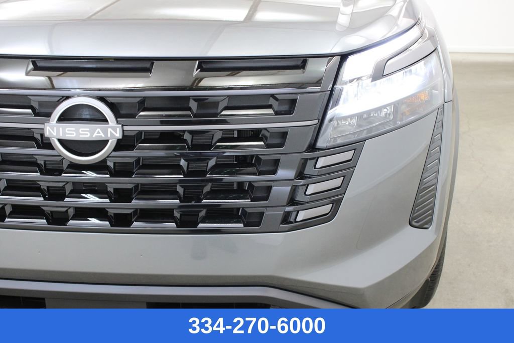 New 2026 Nissan Pathfinder S image 7