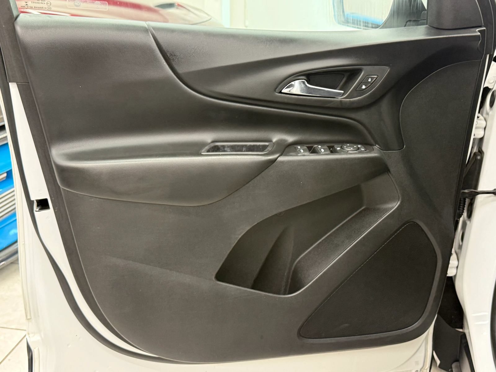 Used 2019 Chevrolet Equinox LT AWD/4WD image 16