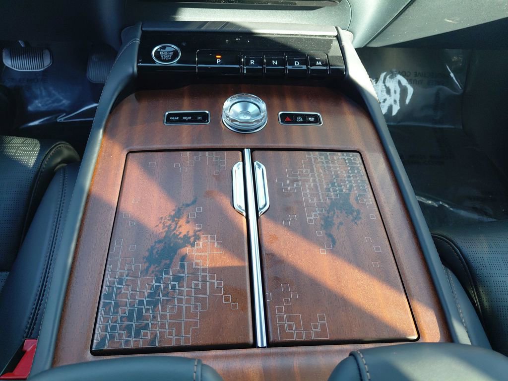 New 2025 Lincoln Navigator Black Label image 17