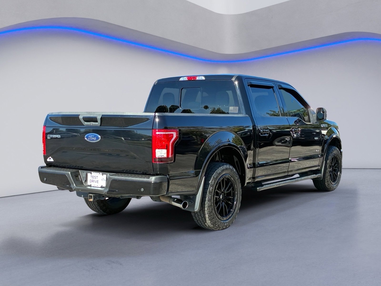 Used 2017 Ford F150 XLT w/ Equipment Group 302A Luxury AWD/4WD image 6