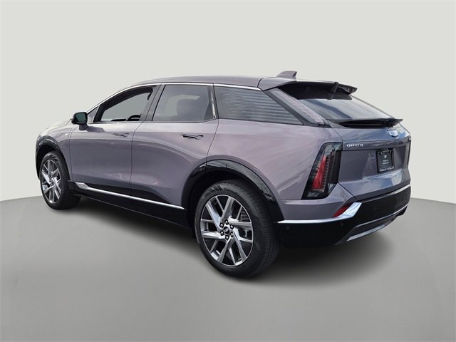 New 2026 Cadillac Optiq Luxury 1 image 6