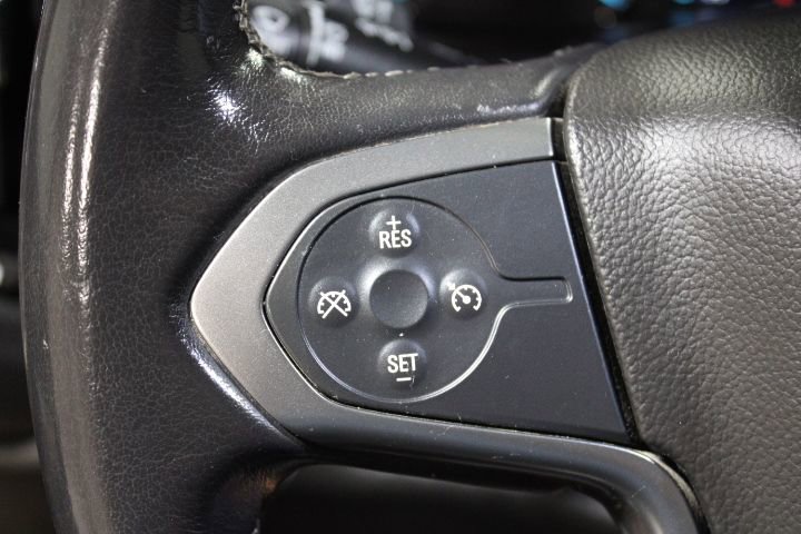 Used 2018 Chevrolet Silverado 1500 LT w/ All Star Edition AWD/4WD image 36