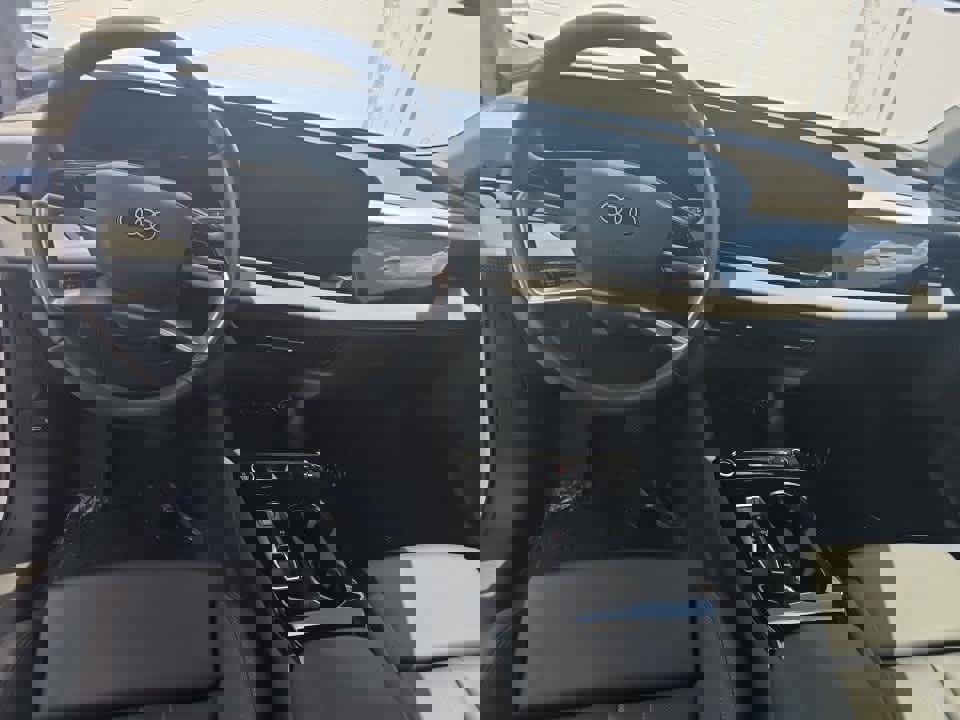 Used 2025 Audi Q6 e-tron Premium Plus w/ Premium Plus image 5