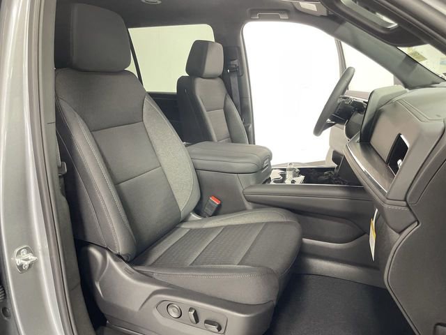 New 2026 Chevrolet Suburban LS w/ LPO, Dark Essentials Package image 27