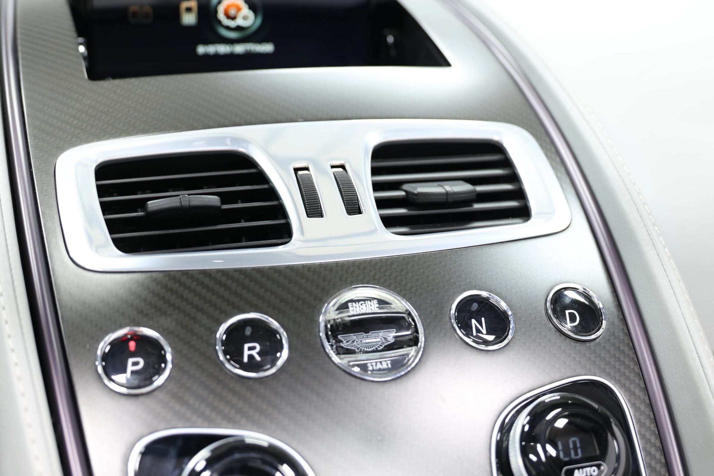 Used 2014 Aston Martin Vanquish Volante RWD image 41